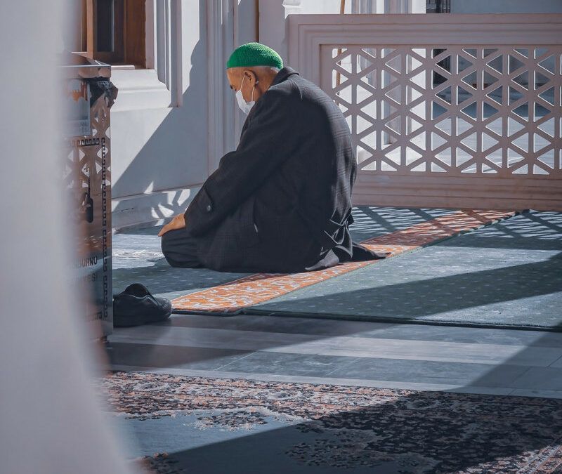 Dua in Masjid